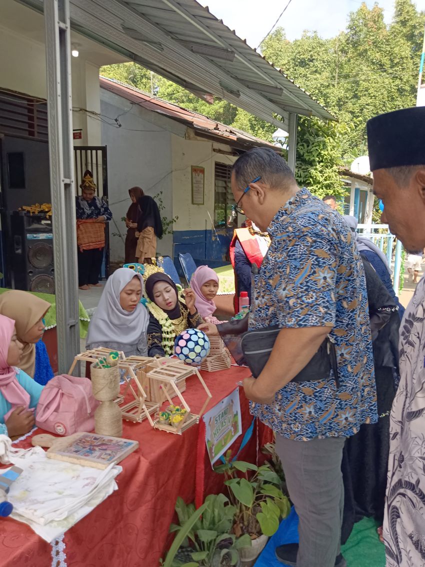 SDN 101766 Bandar Setia Gelar Market Day, Tampilkan Jajanan Sehat dan Karya Kreatif Siswa