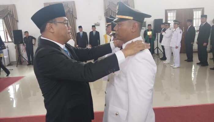 Bupati Deliserdang Lantik Faisal Nasution Sebagai Camat Batang Kuis