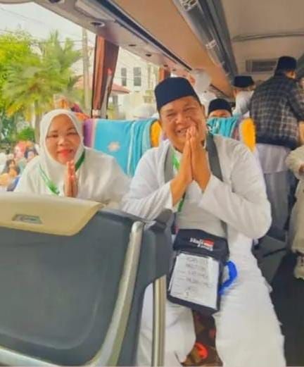 354 Rombongan Jema'ah Haji Kota Padangsidimpuan Tahun 2025 di lepas,Walikota Let'Da dan Mantan Irsan Nasution satu Kloter