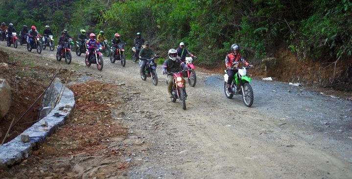 Bupati dan Wakil Bupati Solok Dampingi Gubernur Touring Motor ke Nagari Sumiso