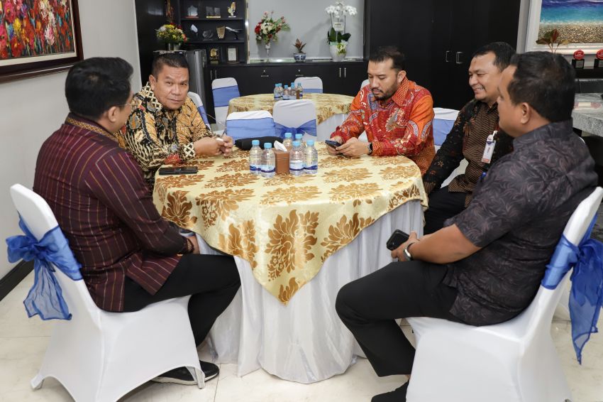 Wali Kota menghadiri Rapat Umum Pemegang Saham (RUPS) Luar Biasa PT Bank Sumut Tahun 2025