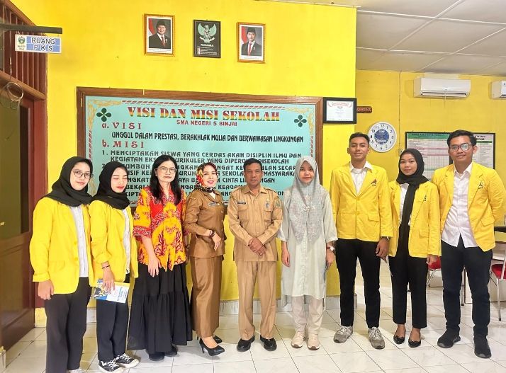 Mahasiswa Ilmu Hukum UNPAB Laksanakan Program Asisten Mengajar di SMAN 5 Binjai