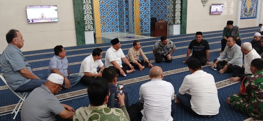 Masyarakat Sumut Sumbang Ambal Mewah Senilai Rp 3,2 Miliar untuk Masjid Agung Medan
