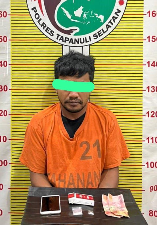 Operasi Malam Polres Tapsel, Pengedar Sabu Diciduk Satresnarkoba di Desa Parsariran beserta Barbut