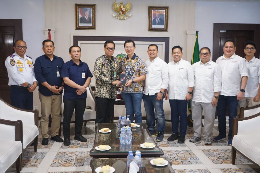 Wali Kota Medan Sambut Baik Tawaran Indosat Pasang Wifi Gratis di Bus Listrik Medan