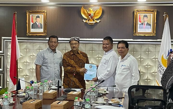 Pemkab Asahan Temui Mensos RI Dorong Penguatan Jaminan Sosial dan Sekolah Rakyat