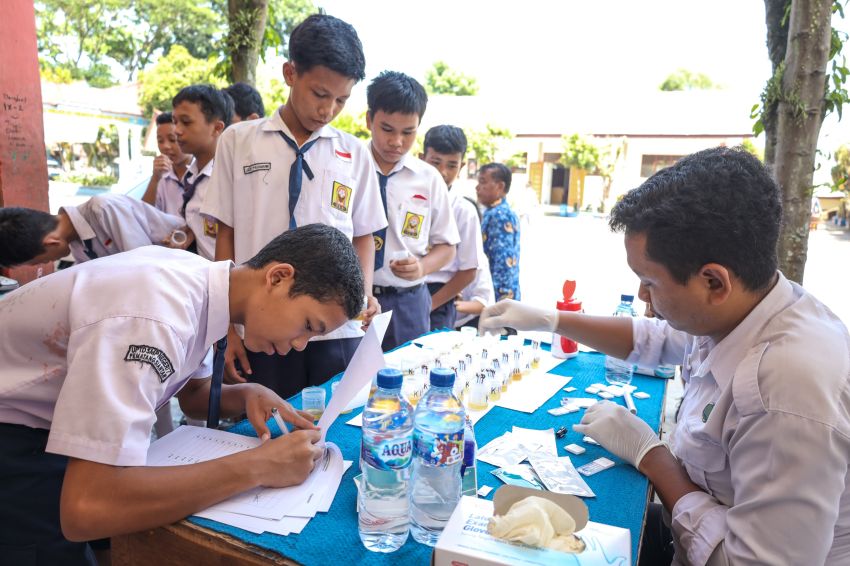 Tes urine di beberapa satuan pendidikan digelar