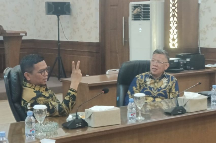 Forum Pemred dan Andra Soni Ngobrol Blak-blakan: Dari UMKM hingga Dinasti Politik