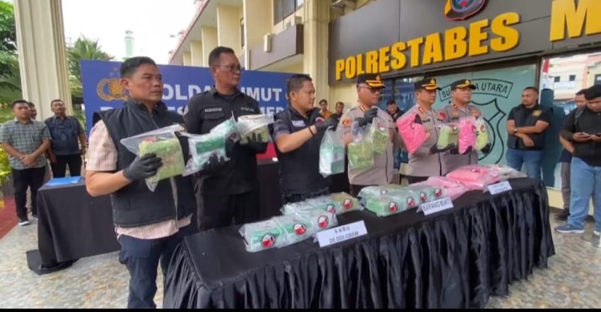 3 Kurir Narkoba Jaringan Malaysia Ditangkap, 20 Kg Sabu & 58.750 Butir Ekstasi di Sita.