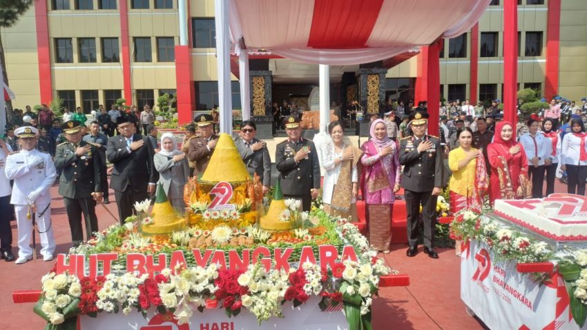 Polri untuk Masyarakat”: Polda Sumut Gelar Upacara Peringatan Hari Bhayangkara ke-79, Tegaskan Komitmen Melayani dan Berbenah