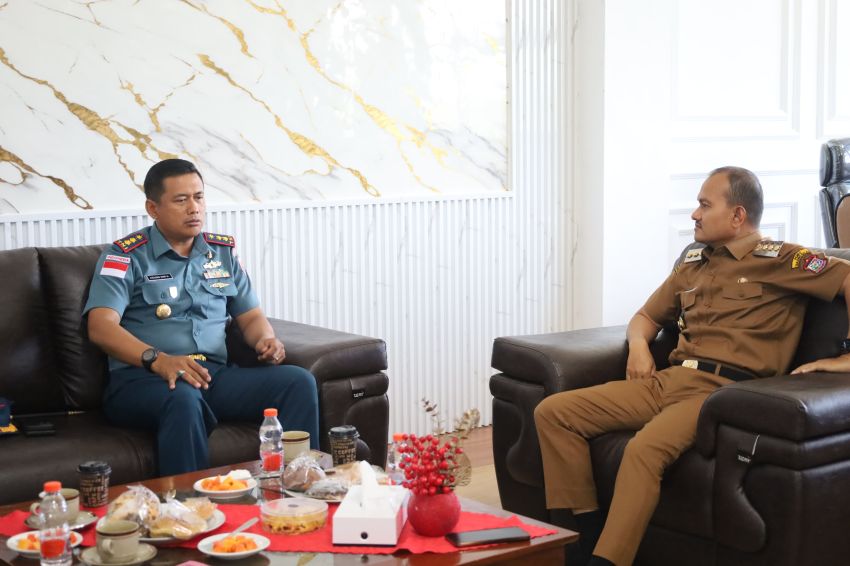 Danlanal Tanjungbalai Asahan Bertemu Wali Kota Tanjungbalai.