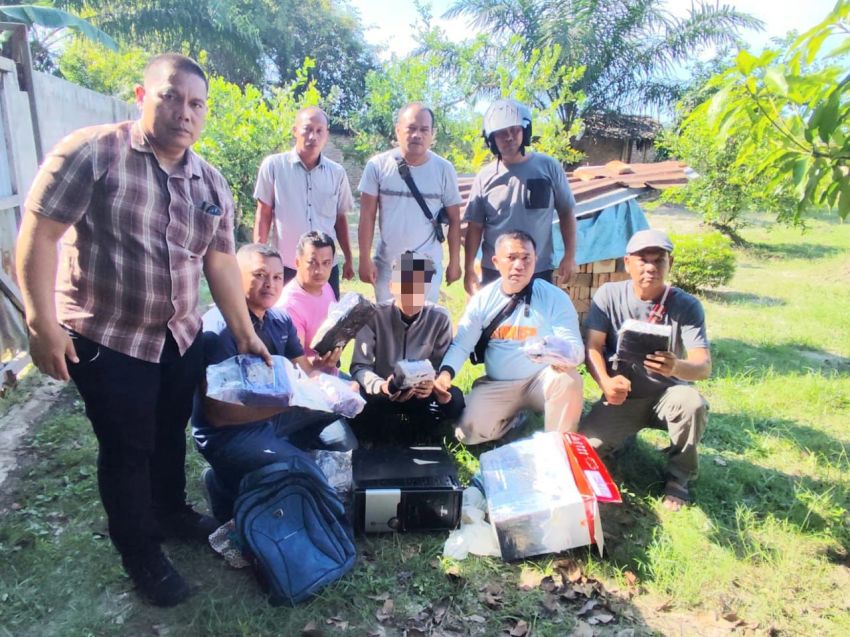 Paket Asal Malaysia Gagal Otw Ke Madura