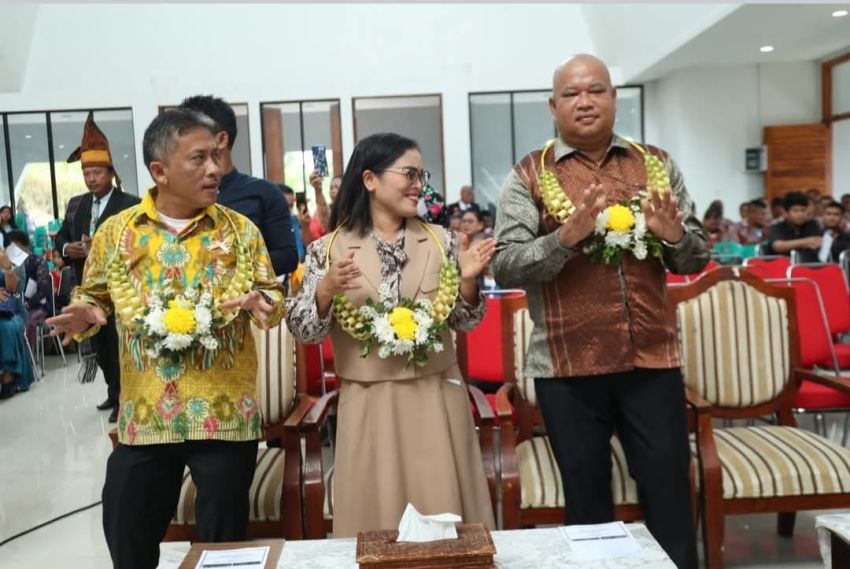 Robincen HabeahannMewakili Bupati Pakpak Bharat Menghadiri Peletakan Batu Pertama Pembangunan GKPS