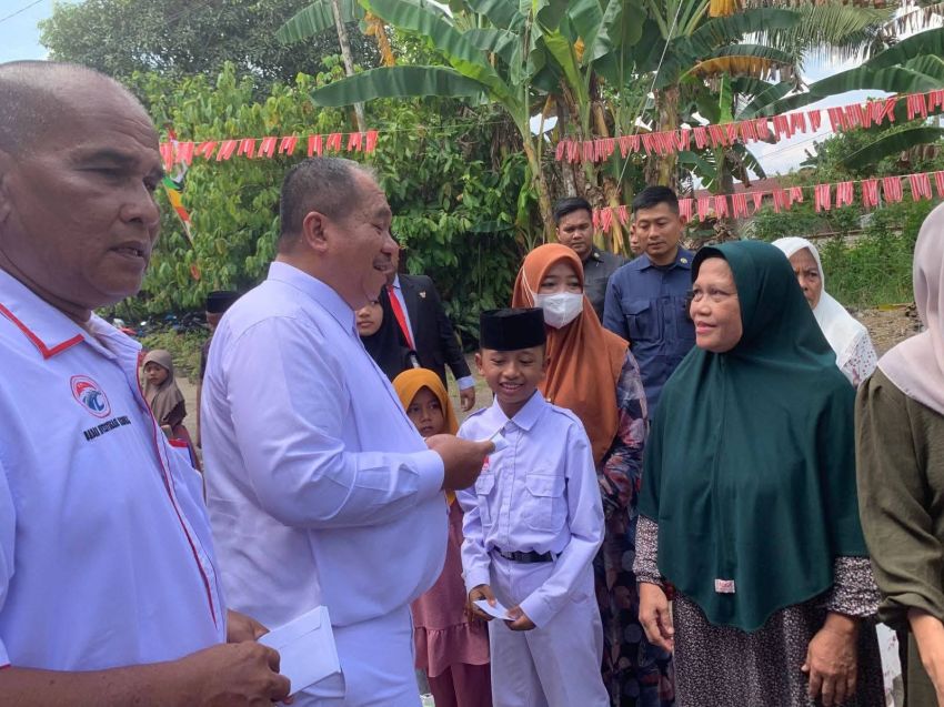 Padatnya Agenda 17 Agustus, Bupati Asahan Sempatkan Hadiri Bakti Sosial IWOI