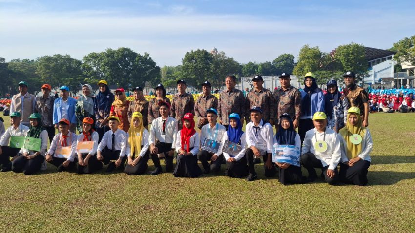 9.989 Mahasiswa Baru Unimed Ikuti PKKMB, Rektor : Mahasiswa Harus Miliki Karakter