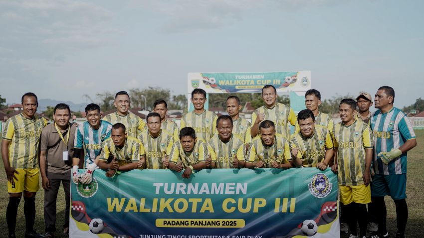 Wabup H. Candra: Pemkab Solok Singkirkan Juara Bertahan, Lolos Dramatis ke Semi Final Piala Wali Kota Padang Panjang