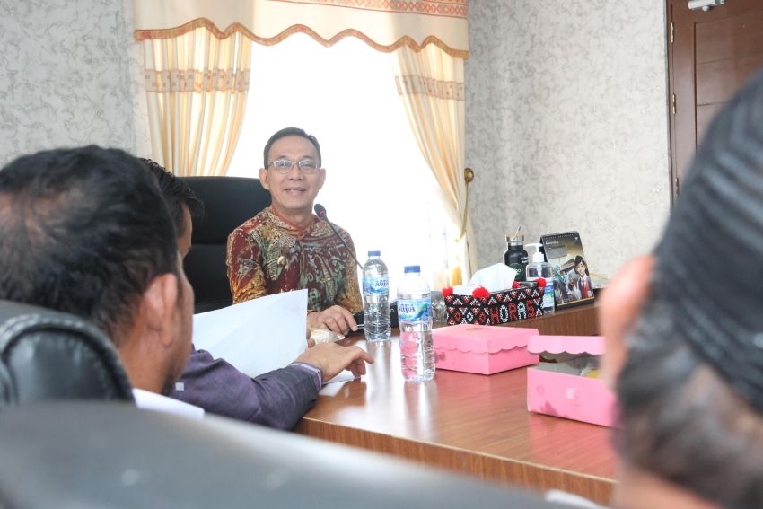 Gus Irawan Pasaribu Buka Sidang GTRA di Ruang Bupati Tapsel