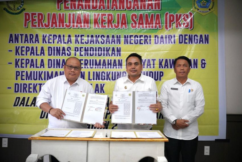 Kepala Kejaksaan Dairi Tanda Tangani Kerjasama Dengan OPD Pakpak Bharat