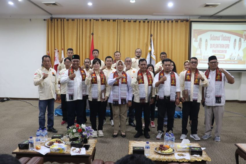 Wali Kota menghadiri acara Pelantikan Pimpinan Cabang Gerakan Pekerja dan Buruh Indonesia Raya Pematangsiantar Masa Bakti 2025-2030