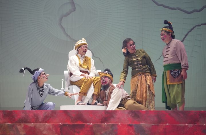 Produksi Teater Koma Ke-235 Mencari Semar Hadirkan Perpaduan Cerita Tradisi Panakawan dengan Narasi Futuristik
