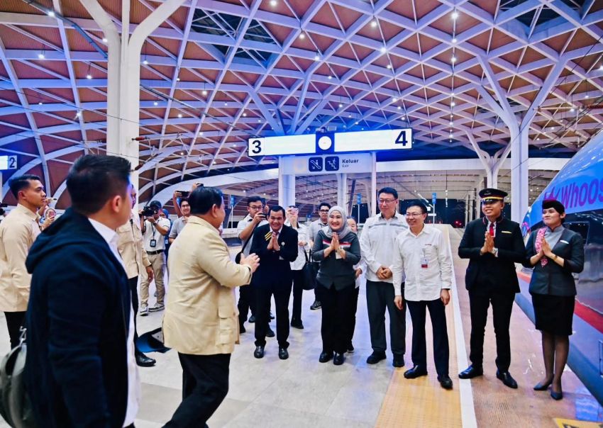 Presiden Prabowo Gunakan Kereta Cepat Whoosh Menuju Jawa Barat