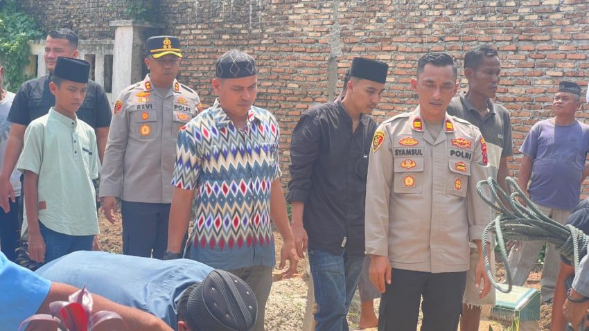 Kapolres Asahan Hadir Dalam Pemakaman PMI Meninggal di Kamboja
