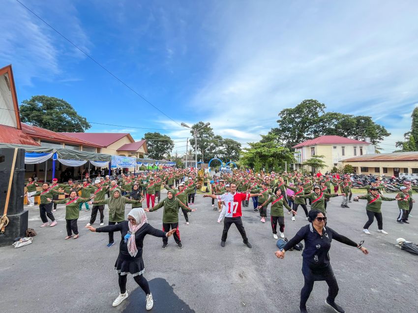 Gebyar Lanjut Usia Kecamatan Siantar Marimbun Kota Pematangsiantar Tahun 2025. Gebyar Lansia dengan tema 'Opungku Sehat, Kami Bahagia'