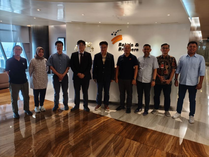 Hankook Tire Lanjutkan Kolaborasi dengan VKTR untuk Pasok Ban Khusus Bus Listrik Transjakarta