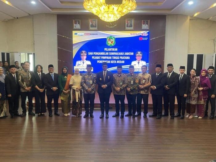 Wali Kota Medan Lantik Sembilan Pejabat Eselon II Pemko Medan