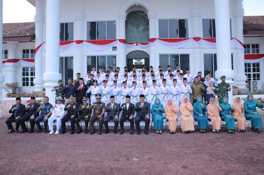 Bupati Asahan Kukuhkan Paskibraka HUT ke-80 RI