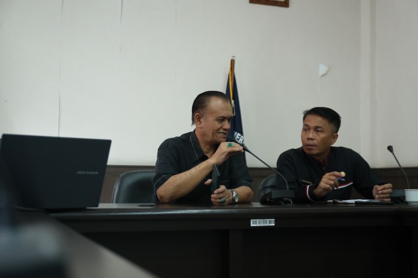 Wabup Bersama Sekda Pakpak Bharat Mengikuti Rakor GPM Melalui Zoom Meeting