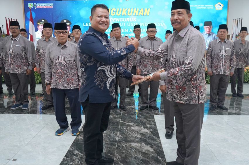 Wakil Bupati Asahan Kukuhkan Pengurus LLI, Perkuat Peran Lansia dalam Pembangunan Daerah