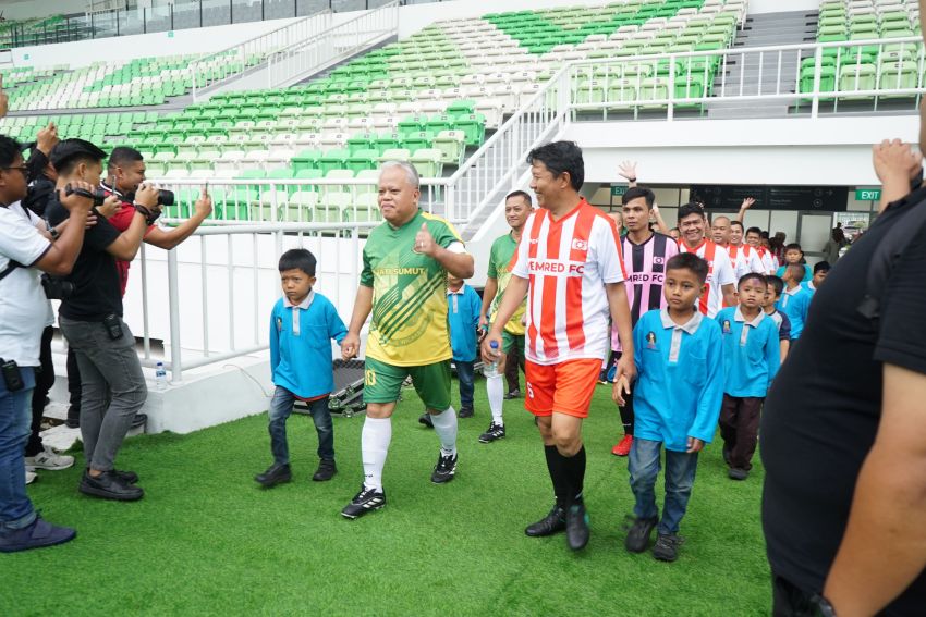 Hangat&Sportif, Laga Persahabatan Antara Kejati Sumatera Utara Dengan Pimpinan Redaksi Media