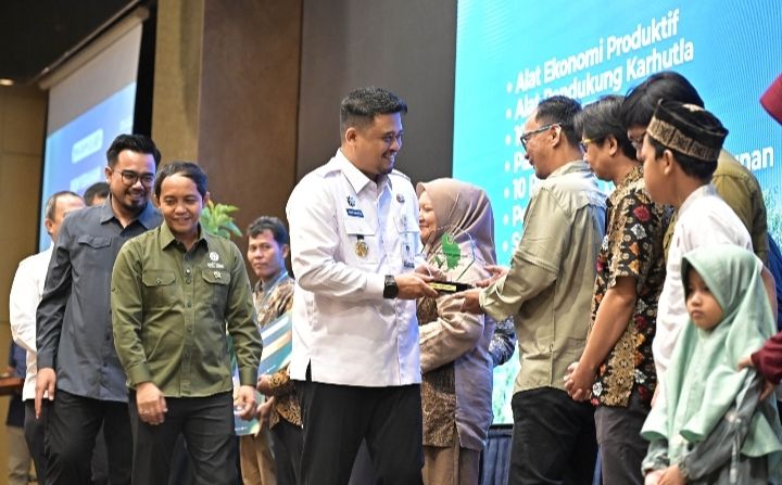 Gubernur Bobby Nasution Apresiasi Petani Hutan, Penopang Ekonomi dan Kelestarian Alam Sumut