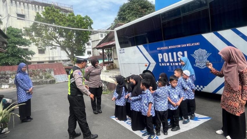 Polantas Padangsidimpuan Gelar Edukasi Lalu Lintas untuk Anak TK