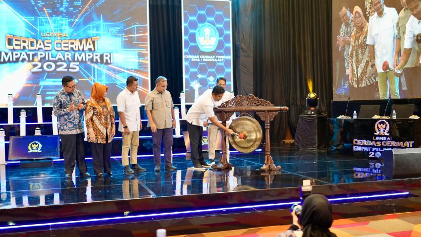 Bupati Solok Hadiri Pembukaan Lomba Cerdas Cermat (LCC) Empat Pilar MPR RI Tingkat Provinsi Sumatera Barat
