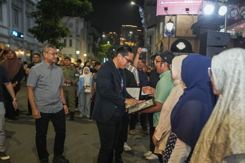 Serahkan Sertifikat HKI, Rico Waas Ingin Pelaku Ekraf Naik Tingkat