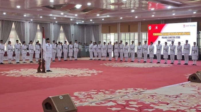 Gubernur Bobby Nasution Kukuhkan Paskibraka Sumut 2025