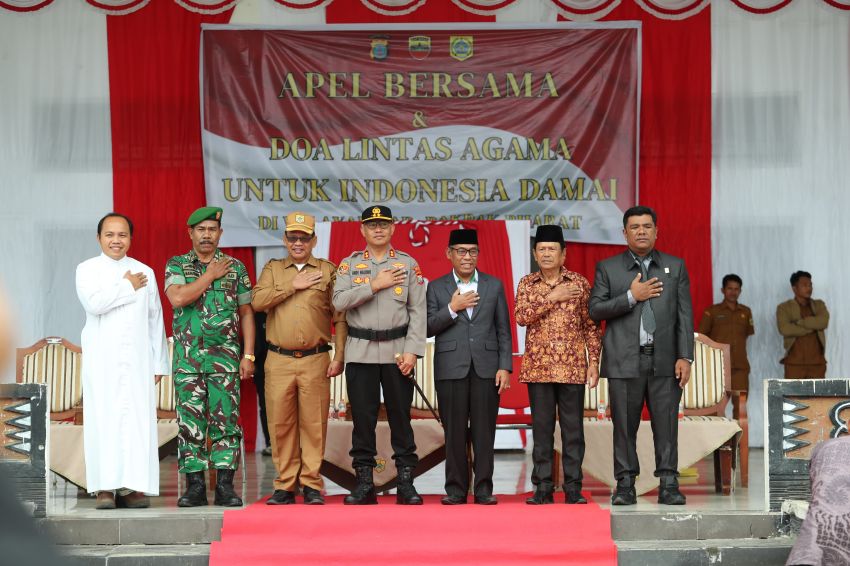Kapolres Serta Pemkab.Pakpak Bharat Menggelar Doa Bersama Untuk Indonesia Damai