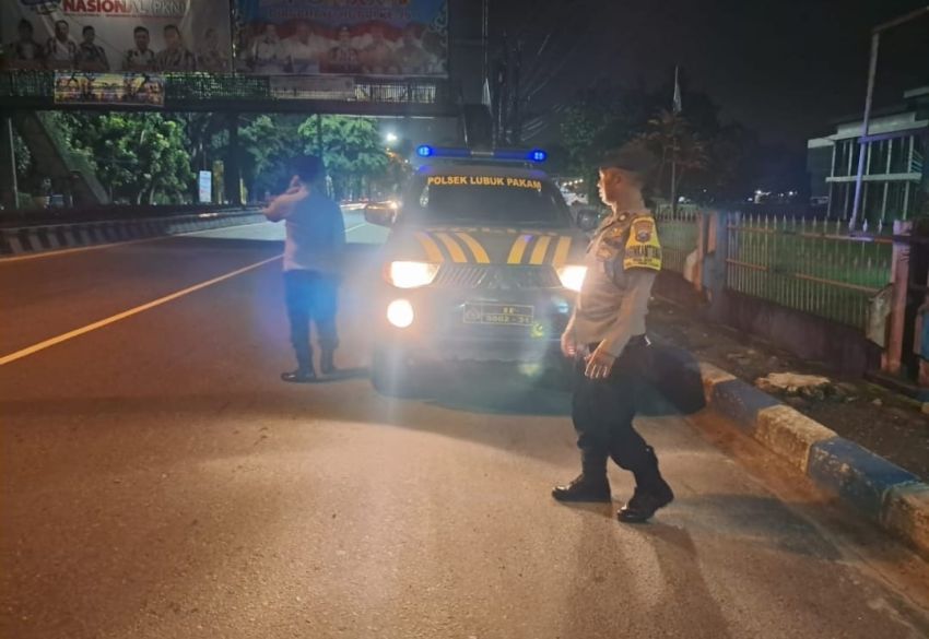 Pastikan Situasi Kamtibmas Aman Dan Kondusif, Polresta Deli Serdang Patroli dan Sambang Poskamling