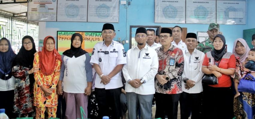 Sampaikan Bantuan Wapres RI kepada Korban Bencana Alam, Bupati Simalungun: “Saya Bertanggung Jawab atas Apa yang Terjadi di Simalungun