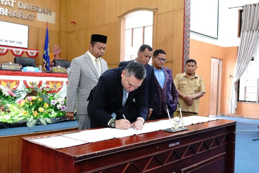 DPRD Kabupaten Pakpak Bharat Tanda Tangani KUA Dan PPAS Tahun 2026